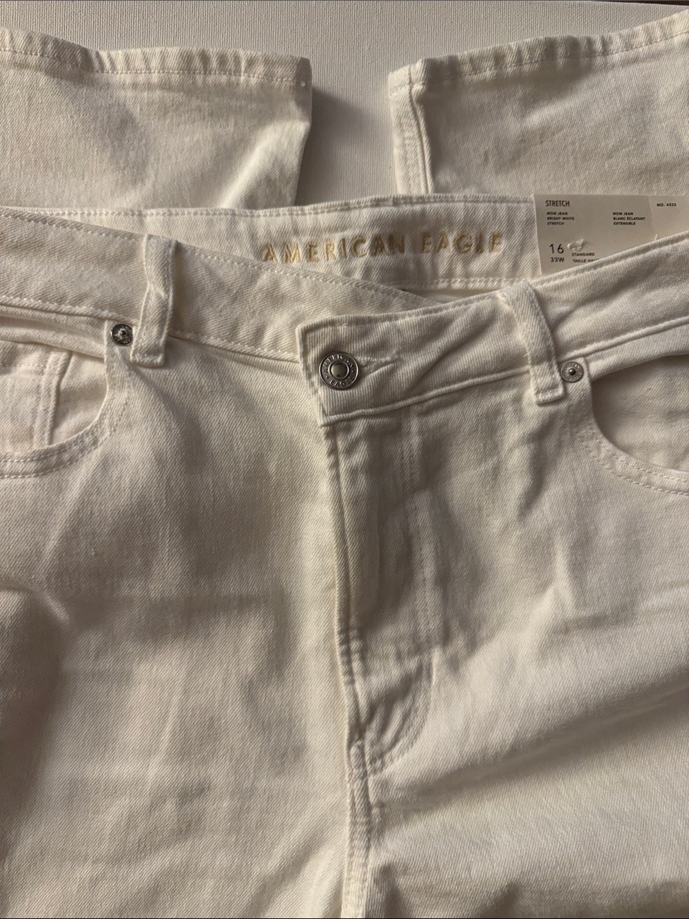 NWT American Eagle Stretch Mom Jean Regular High Rise